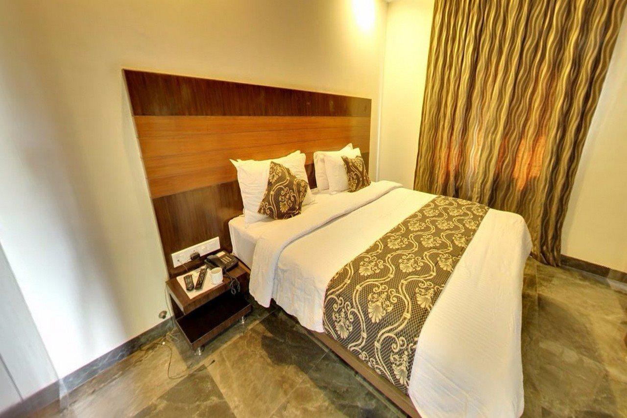 Calangute Grande Hotel Buitenkant foto