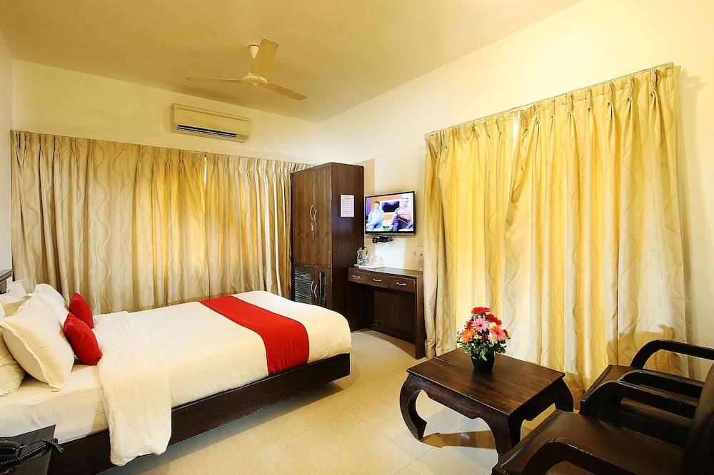 Calangute Grande Hotel Buitenkant foto