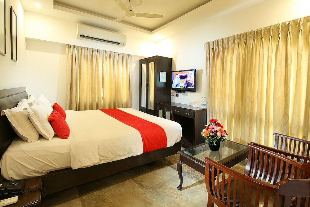 Calangute Grande Hotel Buitenkant foto