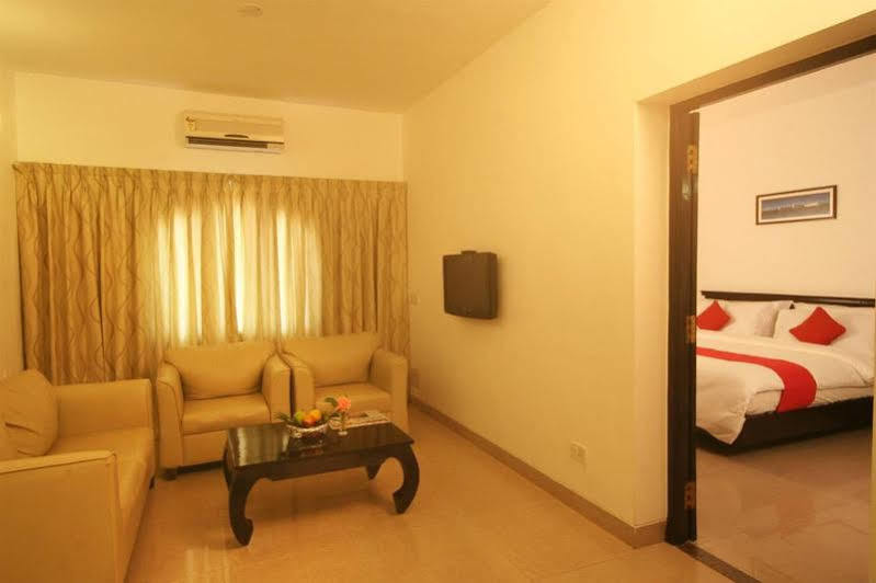 Calangute Grande Hotel Buitenkant foto