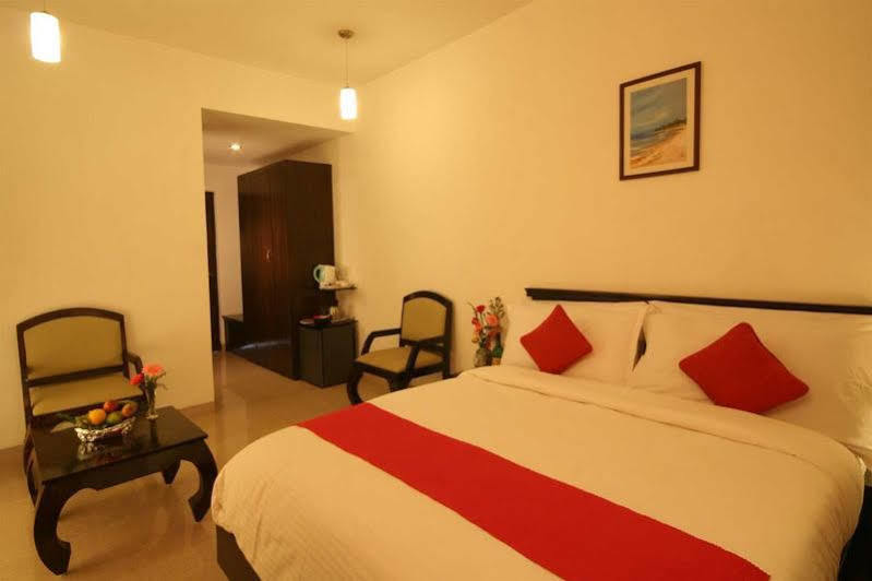 Calangute Grande Hotel Buitenkant foto