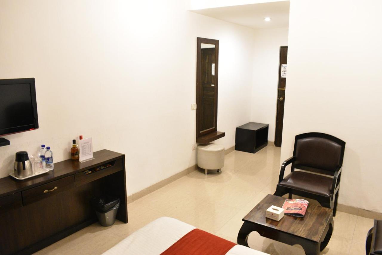 Calangute Grande Hotel Buitenkant foto