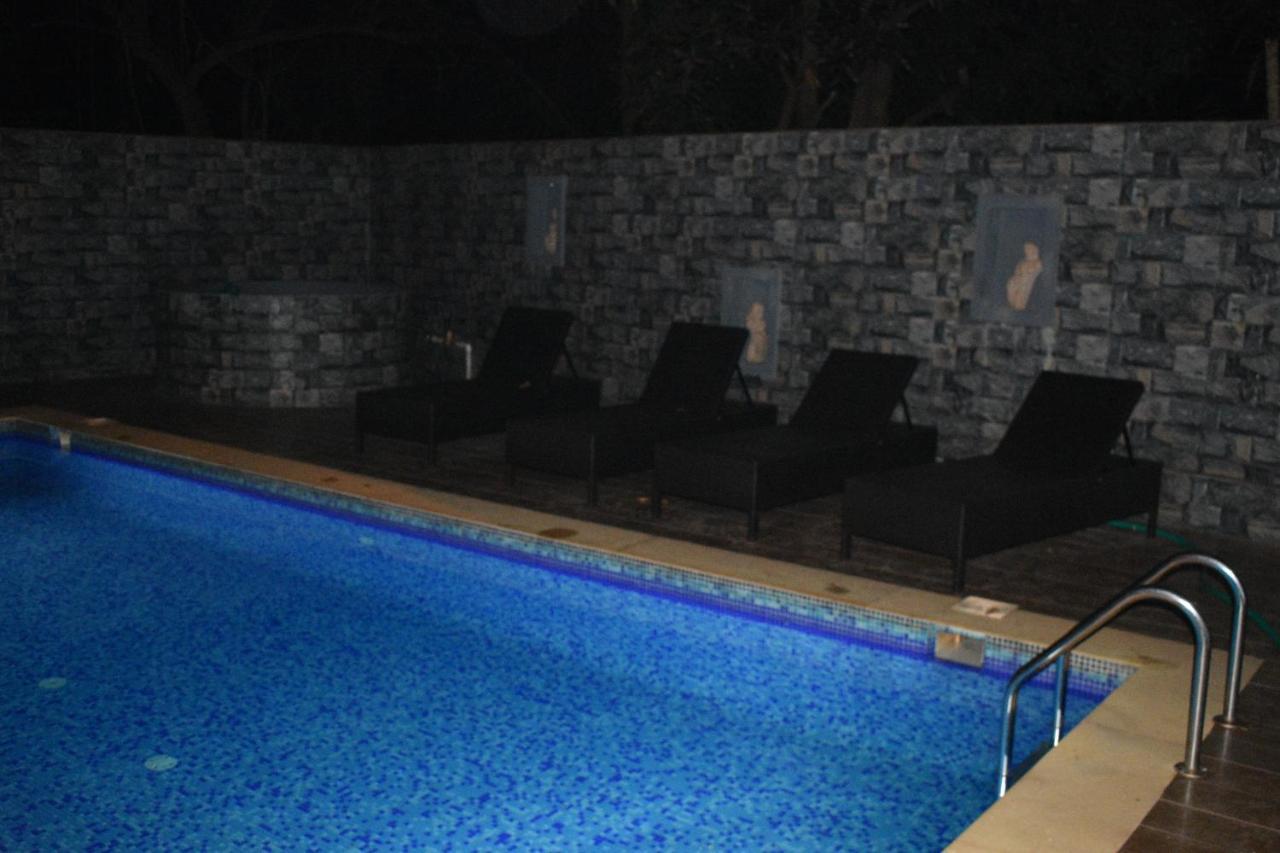 Calangute Grande Hotel Buitenkant foto