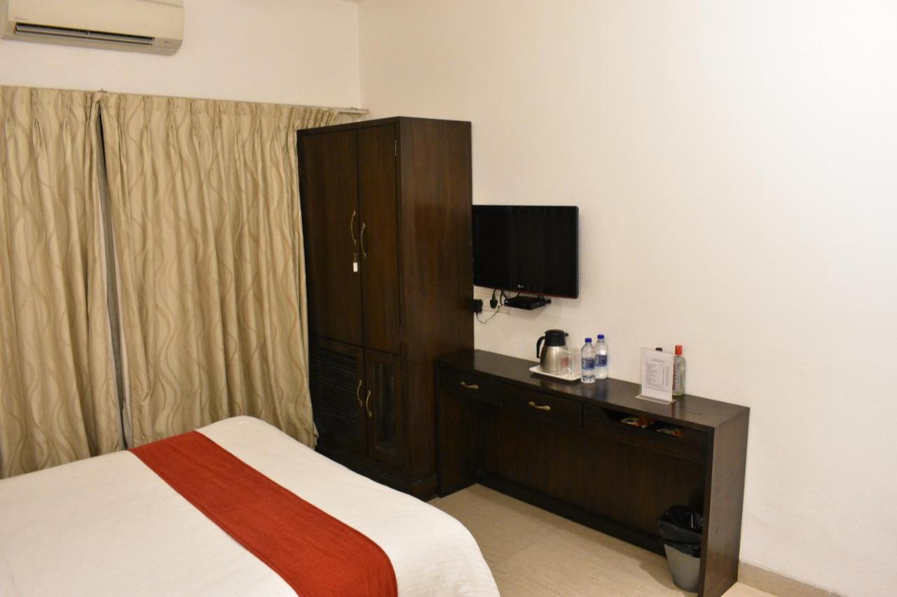 Calangute Grande Hotel Buitenkant foto